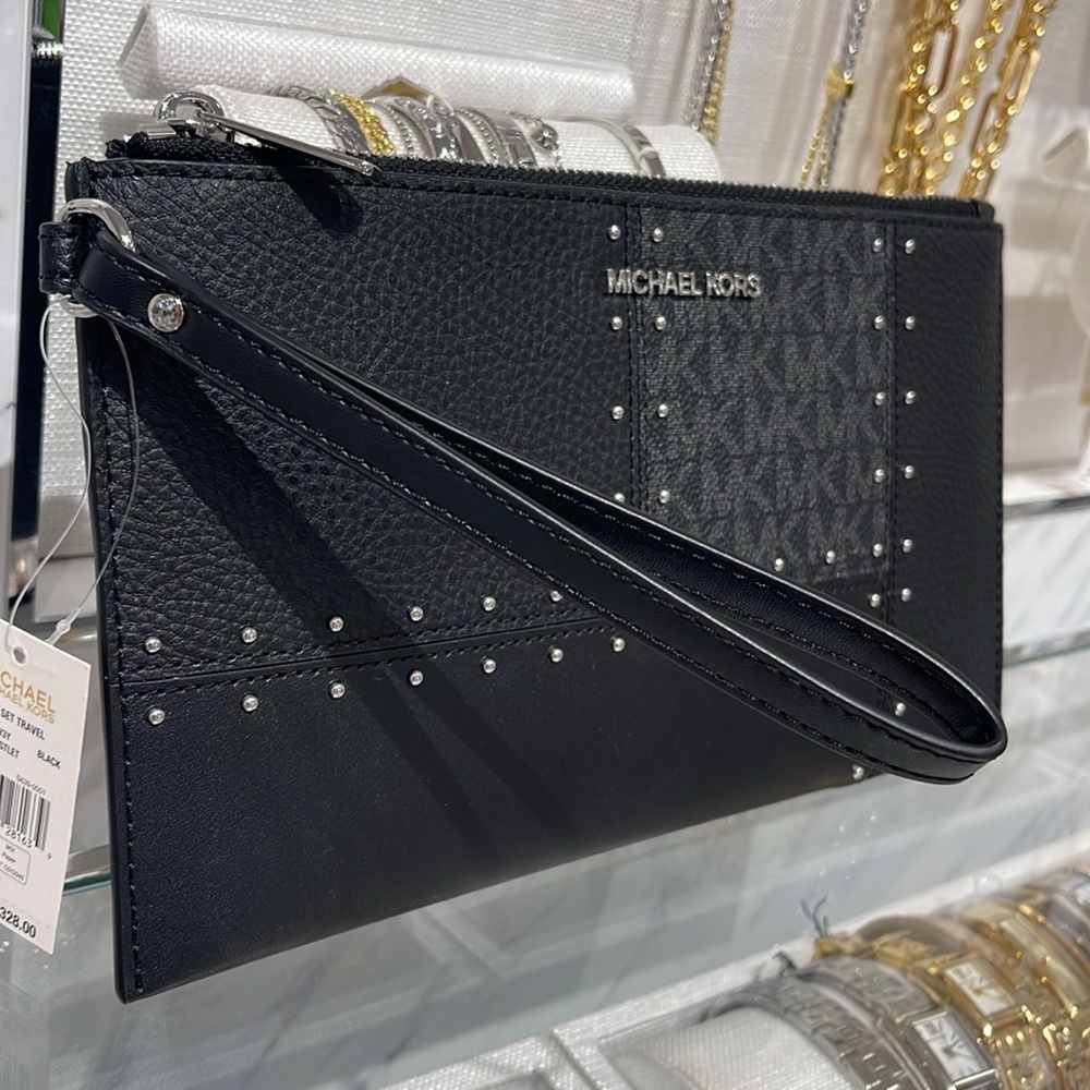 Michael Kors Jet Set Travel Lg Studded Patchwork and Sign Logo Wristlet
Black - Picture 2 of 16